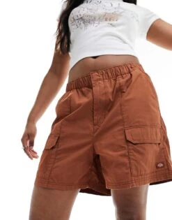 Dickies Fisherville Cargo Shorts In Tan For Women Mocha Bisque