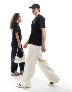 Dickies Back Print T-shirt In Black And Tan For Unisex